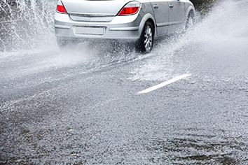 driving tips for wet roads in Canberra